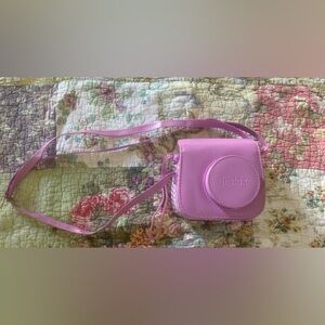 Fujifilm Instax Mini 7S Instant Camera - Purple Lavendar w/ Carry Case!